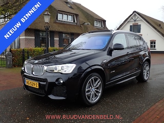 BMW X3 xDrive20d High Executive TREKHAAK/PANODAK/CRUISE