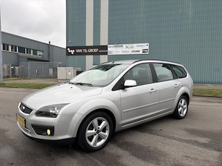 Ford Focus Wagon 1.8-16V Futura 126 PK Betrouwbare en zeer fijn rijdende auto !!! Alles werkt aan de auto !! Dus de airco ook !