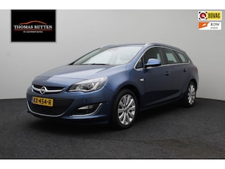 Opel Astra Sports Tourer 1.4 Turbo Blitz 2016 Airco | Navigatie | Cruise control | Bluetooth USB | Trekhaak | Lichtmetaal | Elektrische ramen + spiegels | Half leder