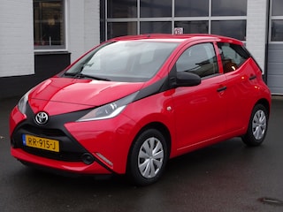 Toyota Aygo 1.0 VVT-i x-fun Airco, elektrische ramen, centrale vergrendeling, enz.