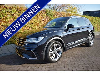 Volkswagen Tiguan 1.5 TSI R-Line '22 PANO, LEER, TREKH, 71DM! NIEUWSTAAT!