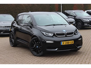 BMW i3 S Dark Shadow Edition 120Ah 42 kWh / Camera / Navigatie / 20'' / Stoelverwarming / DAB / LED / Cruise Control