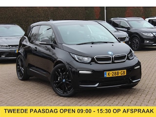 BMW i3 S Dark Shadow Edition 120Ah 42 kWh / Camera / Navigatie / 20'' / Stoelverwarming / DAB / LED / Cruise Control