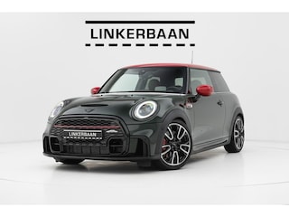 Mini John Cooper Works 2.0 | Facelift | Alle opties | Panodak | H&K | Black Pack | Head Up | 18 inch |