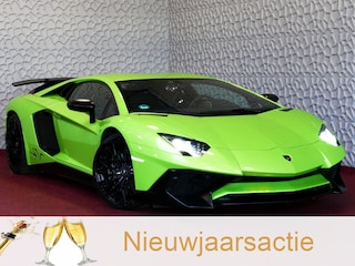 Lamborghini Aventador 6.5 V12 LP750-4 Superveloce SV Verde ithaca Lift Camera.