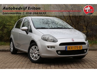 Fiat Punto Evo 0.9 TwinAir 101pk Lounge | NL-auto | 5 deuren | Climate control | Stof/Alcantara bekleding | Lichtmetalen velgen | Elek. ramen | Centr. deurvergr. | Metallic lak | Parkeersensoren | Trekhaak |