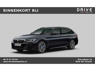 BMW 5-serie Touring 530e xDrive High Ex. M-Sport |CoPilot|Laser|Stoelventilatie|SoftClose|HUD|HiFi|Trekhaak