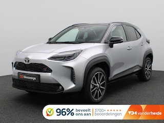 Toyota Yaris Cross 1.5 Hybrid GR Sport 130PK Aut. 18" LM Velgen, Elektr. Achterklep, Keyless, Achteruitrijcamera, Navi,  Side Assist, Stoel-Stuurverwarming, Voorruitverwarming