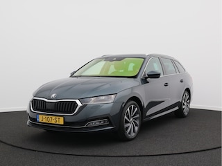 Skoda Octavia Combi 1.5 TSI First Edition/ panoramadak/ lage km!
