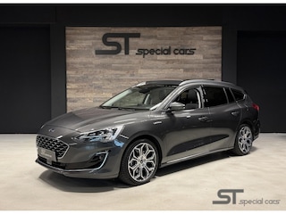Ford Focus 1.5 EcoBoost Vignale|AUT|PANO|LEDER