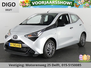 Toyota Aygo 1.0 VVT-i X SILVERLINE FUN CARPLAY NAVI AIRCO.5 DRS .GARANTIE TOT 2031 !
