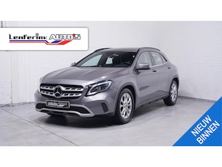Mercedes-Benz GLA 180 Business Solution Limited Navi Clima Camera PDC NAP Leder/stof Sportstoelen Led koplampen