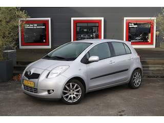 Toyota Yaris 1.3 VVTi Sol MMT