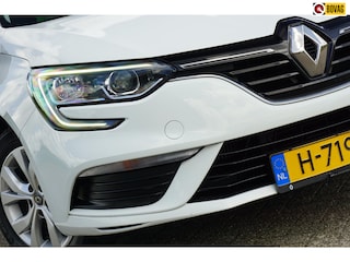 Renault Mégane Estate 1.3 TCe Limited - Blanc Glacier - Carplay/Clima/Cruise