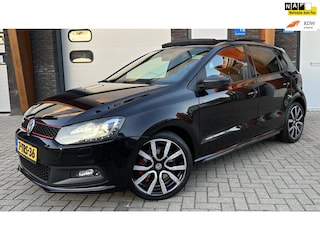 Volkswagen Polo 1.4 TSI GTI PANO/DSG/NAVI/LED/HALF-LEDER/17'