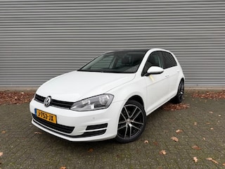 Volkswagen Golf 1.2 TSI Con. Ser.