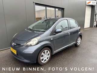 Toyota Aygo 1.0-12V / Radio / Airco!