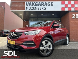 Opel Grandland X 1.6 Turbo Hybrid Business Edition PHEV // NAVI + CARPLAY // CAMERA // PDC V+A // CLIMA // STOEL + STUURWIELVERWARING