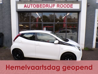 Toyota Aygo 1.0 VVT-i x-joy AUTOMAAT,1 EIGENAAR,ZEER MOOI !!!