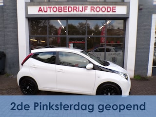 Toyota Aygo 1.0 VVT-i x-joy AUTOMAAT,1 EIGENAAR,ZEER MOOI !!!