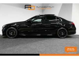 Mercedes-Benz C-klasse 300 e AMG Line / C63 AMG Diffuser / Panamericana Grille / Panoramadak / Elektr. verstelbare voorstoelen + memory / Digital Laser Light / Ambienteverlichting Plus / Keyless / Apple Carplay - Android Auto / Stoelverwarming / HUD / Stuurwielverwarming / Achteruitrijcamera / 4-zone Airco / Adaptive Cruise Control / Dodehoekdetectie / 20'' LMV / Night pakket