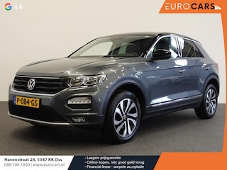 Volkswagen T-Roc 1.5 TSI DSG Active | Navigatie | Climate Control | Lane Assist | DAB | Parkeersensoren | Lichtmetalen Velgen | Privacy Glass