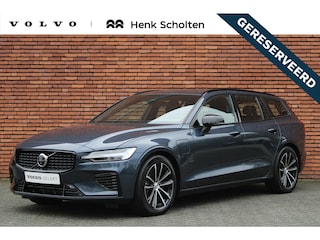 Volvo V60 T6 Plug-in hybrid AWD Plus Dark | Elektrisch verstelbare voorstoelen | 360 graden camera | Trekhaak, elektrisch inklapbaar | Harman Kardon | Stoel- /stuurwielverwarming | Adaptive cruise control | BLIS