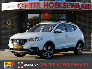 MG ZS Ev Electric 143pk Luxury | Panoramadak | Stoelverwarming | Lederen bekleding |