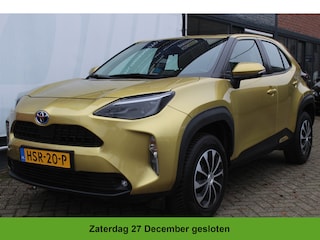 Toyota Yaris Cross 1.5 Hybrid Automaat All season banden l Adaptief cruise control l Navi l Apple/Android carplay l Armsteun l Elektrisch inklapbare buitenspiegels l Climate control l Achteruitrijcamera l VDL auto