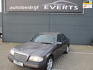 Mercedes-Benz C-klasse 180 Elegance 155173 km Nederlandse auto opknapper maar zeker geen slechte