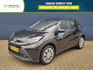 Toyota Aygo 1.0 VVT-i MT 72pk Play | Apple Carplay/Android Auto | Parkeercamera | Airco | Cruise control adaptief |