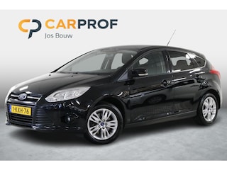 Ford Focus 1.6 EcoBoost Trend Airco | Elek. ramen | Trekhaak | Stoelverwarming.