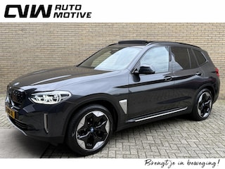BMW iX3 High Executive 80kWh | 99% SOH | Panoramadak | Leder | Stoelverwarming | Sportstoelen met memory | Shadowline | Harman&kardon | Navigatie | Head up | LED | DAB | Apple CarPlay | 360 camera | Elektrische achterklep | Virtual cockpit | Volledig onderhouden!