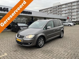 Volkswagen Touran 1.4 TSI Highline Business Trekhaak Klima Cruise Lmv