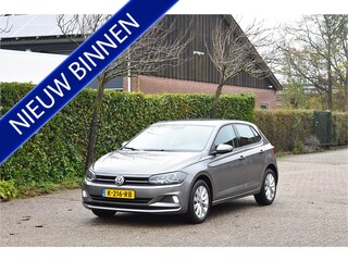 Volkswagen Polo 96 PK TSI Nieuwstaat! ECC PDC stoelverw. Navi Carplay Comfortline Business
