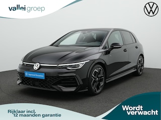 Volkswagen Golf 1.5 eTSI 115 pk DSG R-Line Edition | Stuur-/stoelverwarming | Achteruitrijcamera | Navigatie | Adaptive Cruise