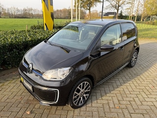 Volkswagen Up 61 kW Cruise / Camera / Winterpakket