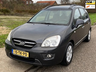 Kia Carens 2.0 CVVT X-ecutive 7 Pers. ECC Audio/CD Electric pakket LMV 16" ABS EBD Dakrails Trekhaak Dealeronderhoud Nieuwe Apk!