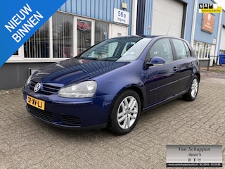 Volkswagen Golf 1.6 FSI Optive 3
