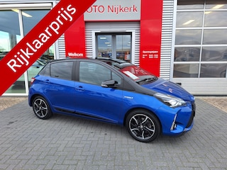 Toyota Yaris 1.5 Hybrid Bi-Tone met fietsendragerhouder