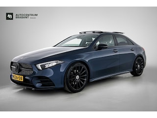 Mercedes-Benz A-klasse 200 Premium Plus AMG-Line(Dealer OndH, Panorama, Sfeer-Verlichting, Navi, StoelV, Climate Con, Etc)