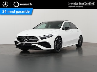Mercedes-Benz A-klasse Limousine 180 Star Edition AMG Panoramadak | Night-pakket | 19" AMG velgen | Sfeerverlichting | Stoelverwarming | Multibeam led koplampen