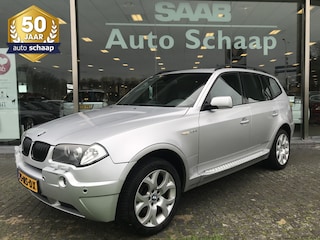 BMW X3 3.0i 6 cyl. Executive Automaat | Rijklaar | Panoramadak Trekhaak Parkeersensoren Stoelverwarming