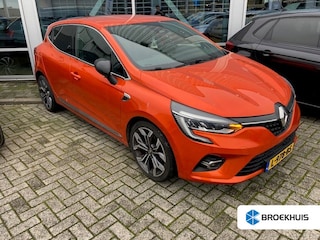Renault Clio 1.0 TCe Zen 100pk | Camera achter | Navigatie | App connect | Stoelverwarming | Parkeersensoren v+a | 17"LMV