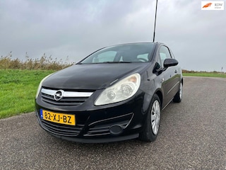 Opel Corsa 1.4-16V Business lees advertentie !