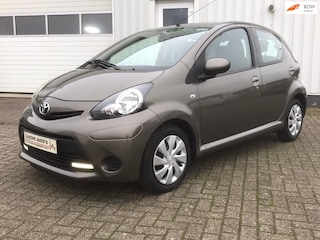Toyota Aygo 1.0 VVT-i Comfort automaat 1e eig.