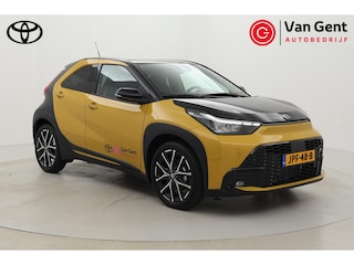 Toyota Aygo Hybrid 115 GR Sport | Navigatie | JBL | Stoelverwarming | Parkeersensoren voor/achter | Apple Carplay / Android Auto | Keyless | 18 inch