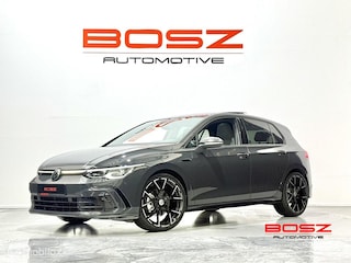 Volkswagen Golf 8 1.5 eTSI R-Line DSG PANO ACC SFEER IQ BLIND