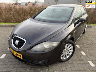 Seat Leon 1.4 TSI Dynamic Style*CRUISE*VELGEN*PARK SENSOREN*NAVI