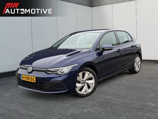 Volkswagen Golf 1.0 eTSI Business - Camera, Carplay, Stoelverwarming